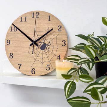 Vægur - Egetræ - Edderkop