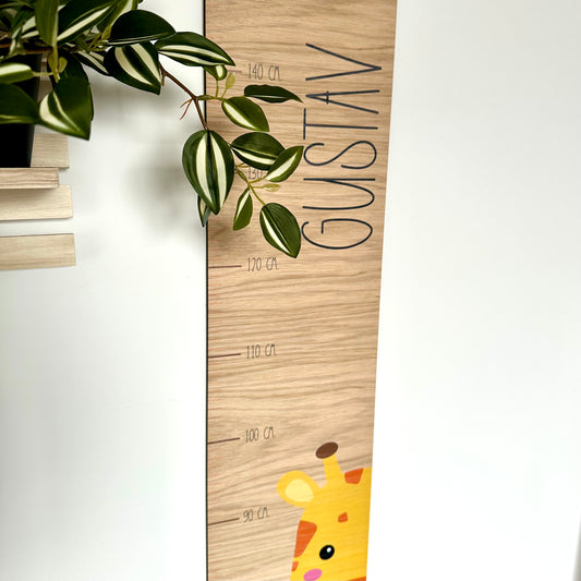 Højdemåler med navn - Giraf - 120×20 cm