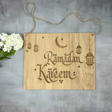 Ramadan skilt "Rämadan Käreem"